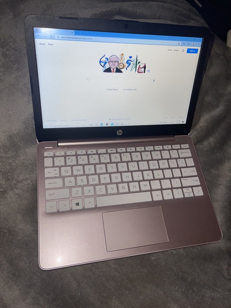 HP Stream 14-cb172wm 14" (64 GB, Intel Celeron N4000, 1.10 GHz, 4 GB) Laptop...