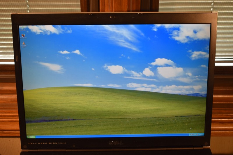 Dell Precision M6400 17" Windows XP Quad Q9300 1TB NVidia 3700M 1920x1200 WUXGA gallery
