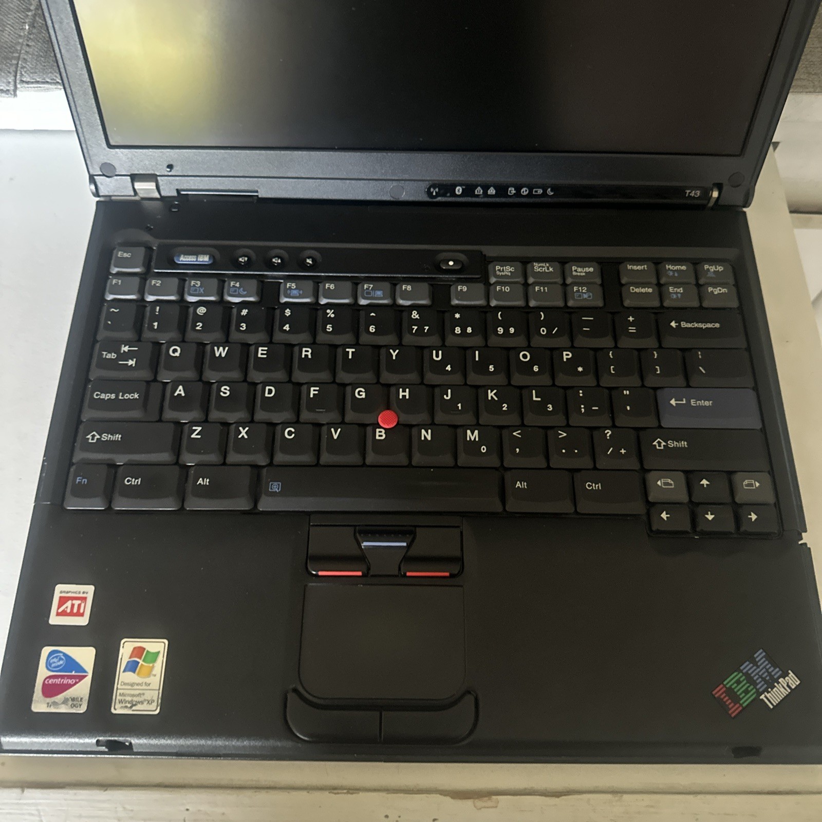 Lenovo Think Pad T43 2668-NU3 gallery