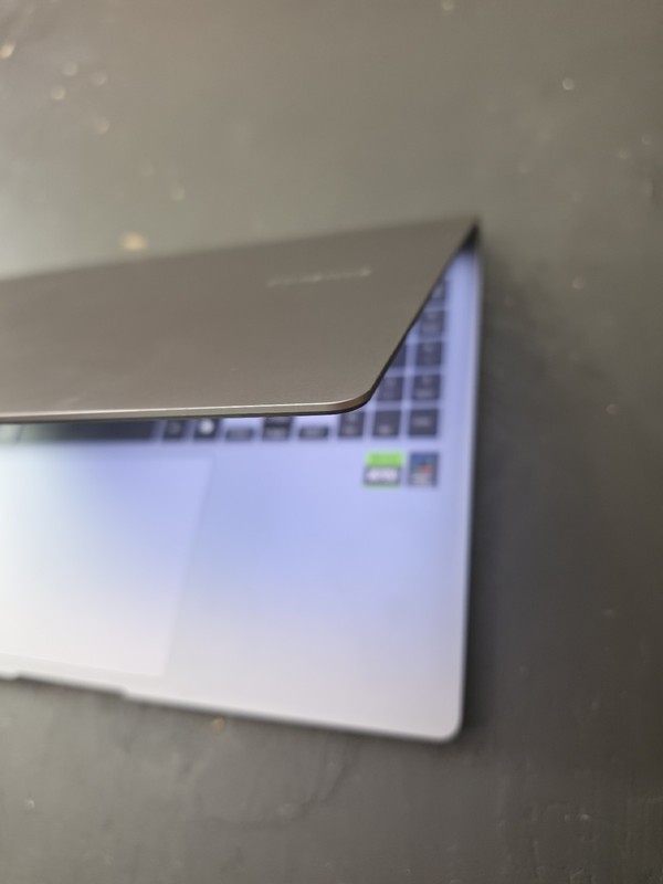Samsung Galaxy Book4 Ultra 16 QHD+ TOUCH 2.5 GHz Ultra 9 185H 32GB 4TB RTX 4070 gallery