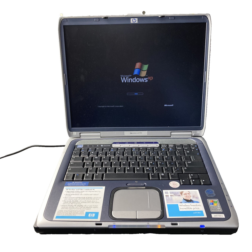 Retro Gaming-HP Pavilion Ze5700-Celeron@ 2.80GHz 500MB Ram 60GB HDD Win XP-WORKS