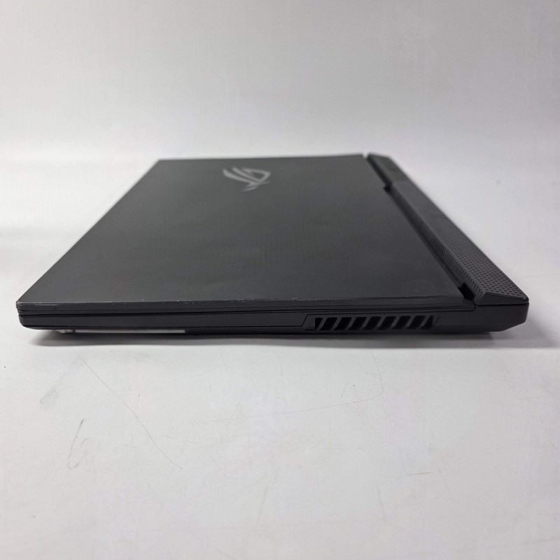 Asus ROG Strix G15 15.6" Ryzen 7 4800H 2.9GHz 16GB RAM 1TB GeForce RTX 3050 Ti gallery