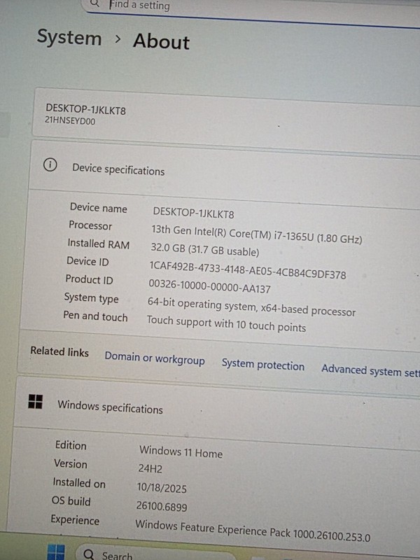 Lenovo ThinkPad X1 Carbon Gen 11 14" i7-1365U Touch, 32GB RAM 1TB SSD, 2028 WTY gallery