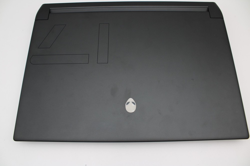 Alienware M17 R5 Gaming Laptop, 1TB SSD, Ryzen 9 6900HX, 32gb RAM, RTX 2080 GPU