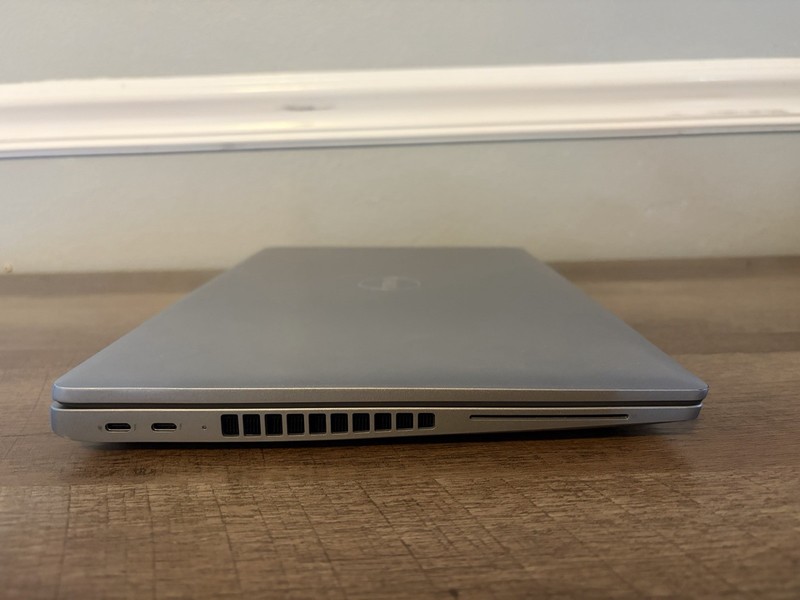 Dell Latitude 5550 Ultra 7 155U 16GB 512GB FHD Touch Fingerprint Warranty W11P gallery