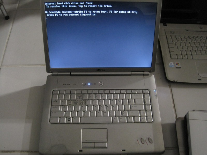 Lot of 4 Laptop- Dell Inspiron 1520 1521 HP Pavilion dv6-3025dx Acer Aspire 5315 gallery