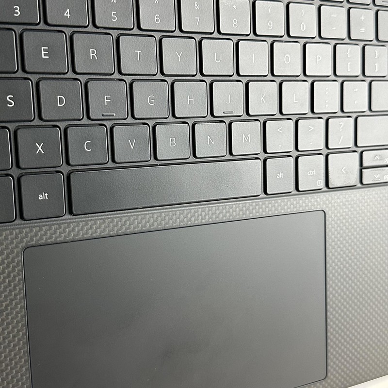 Dell XPS 15 9520 Silver FHD+ 2.5 GHz i9-12900HK 32GB 512GB SSD RTX 3050 Ti gallery