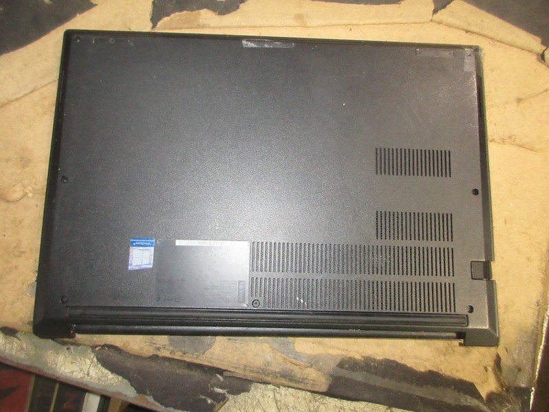 Lenovo ThinkPad E14 Gen 1 Laptop Intel i5-10210U 1.6GHz BATT NO POWER gallery