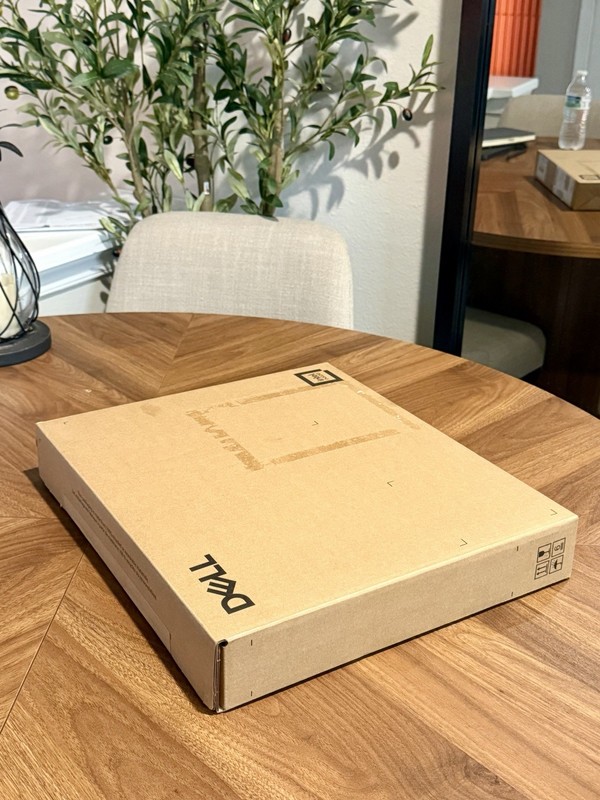 NEW SEALED Dell PB14250 14" Pro Plus Core Ultra 5 235U 2.1GHz 32GB RAM 256GB SSD gallery