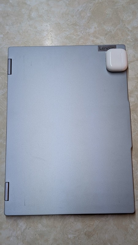 Lenovo IdeaPad 5 2-in-1 16IRU9 16" Core 5 120U 1.4GHz 16GB RAM 512GB SSD gallery