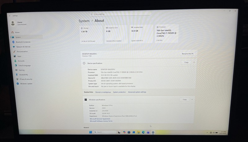 Dell Precision 7760 17.3" i7-11850H@2.5GHz, 32GB, 500GB (Boot) + 1 TB (Storage) gallery