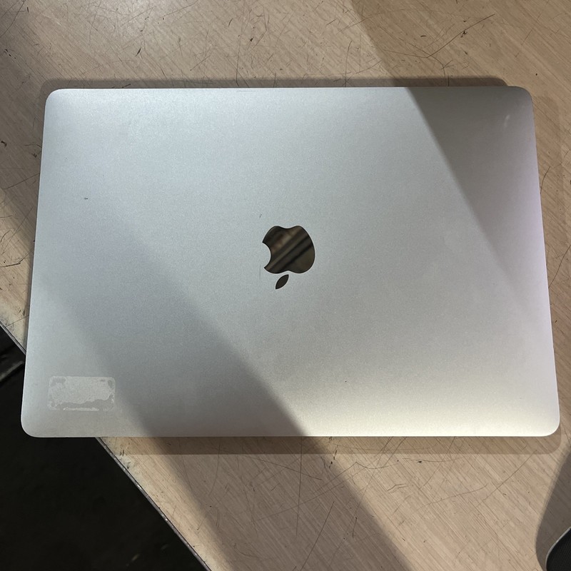 APPLE MACBOOK AIR 13" 8 CPU/7 GPU "M1" 3.2GHZ 8GB RAM 128SSD gallery