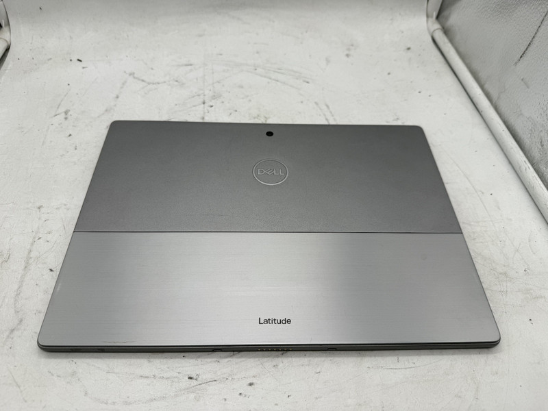Dell Latitude 7320 2 in 1 Laptop/Detachable -core i5-1140G7 16GB NO SSD/OS gallery