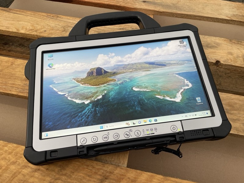 5 x Panasonic Toughbook CF-D1 MK3,Touch,i5-6300U,32GB,1TB,Wifi,BT,Win 10,A-STOCK gallery