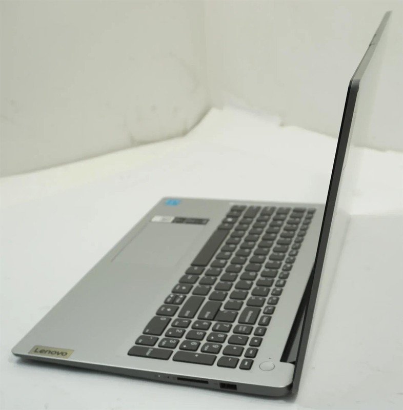 Lenovo 82LX IdeaPad 1 15.6" FHD Intel Pentium Silver N6000 1.10GHz 4GB 128GB gallery