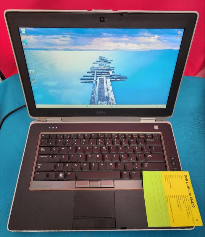 Dell Latitude E6420 14.0" HD+ i5 CPU 160GB 8GB RAM DVD+/- RW Windows 11 Pro 25H2 gallery