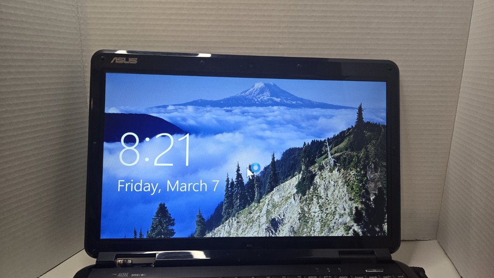 ASUS K501 15.6" Intel Dual-Core T4500 2.3 GHz 4 GB RAM - For Parts