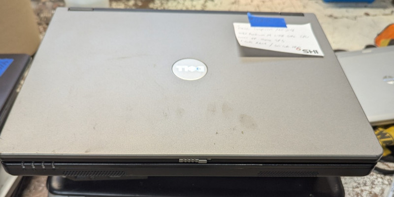 Dell Inspiron B130 Pentium M 1.70 GHz 1 GB RAM 60 GB HDD Win XP SP3 NO CORD gallery