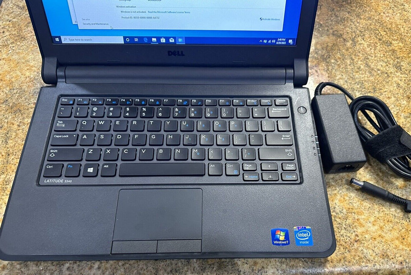 Dell Latitude 3340 13.3" Intel Celeron 4GB Ram 500GB HDD Window 10 Pro HDMI WiFi gallery
