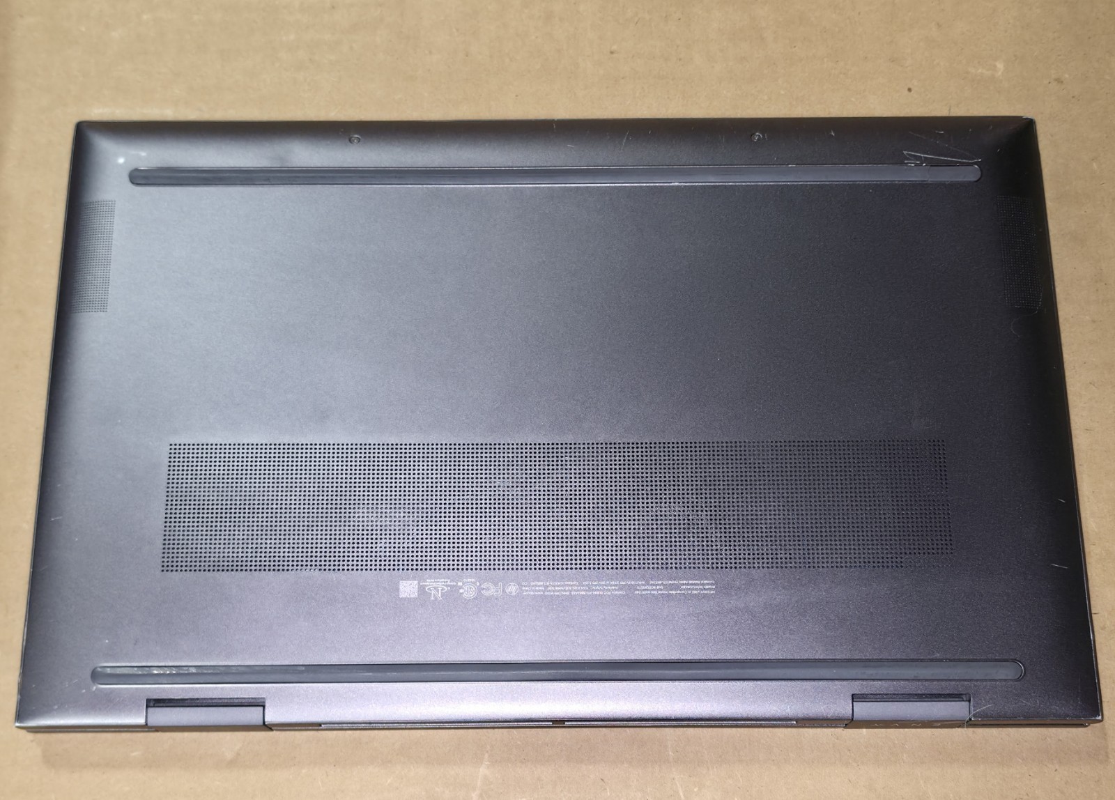 HP ENVY x360 2-in-1 15.5" Touch AMD Ryzen 5 5500U 8GB 256GB NVMe gallery