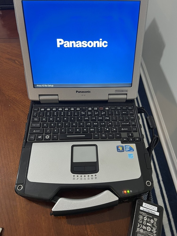 Panasonic Toughbook CF-19AHUAX1M 10.1 Laptop Core i5-2520M 2.5GHz 4GB No Hdd