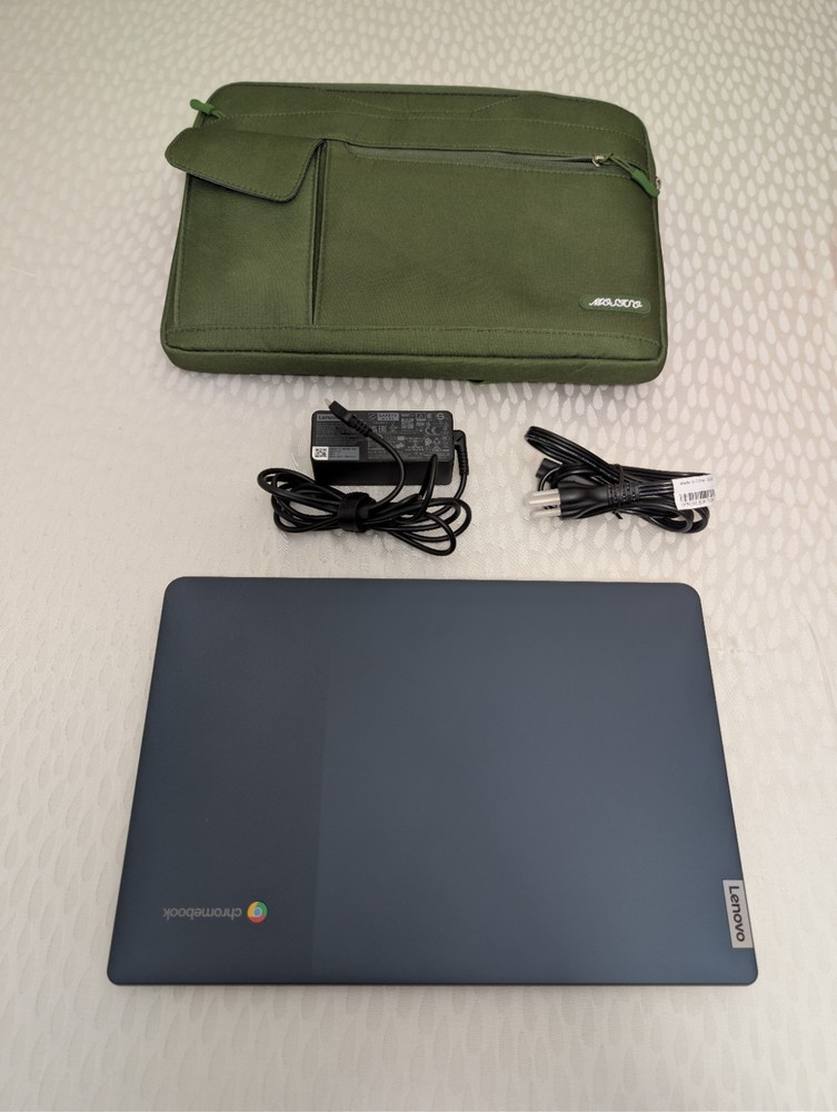 Lenovo IdeaPad 3 14M836 14" Chromebook Type 82KN 45W USB-C Charger + Case