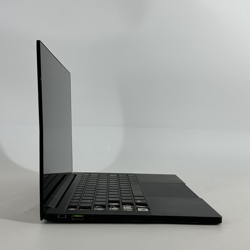 Razer Blade Stealth 13 4K TOUCH i7-8565U 1.8GHz 16GB 512GB SSD MX150 Fair gallery