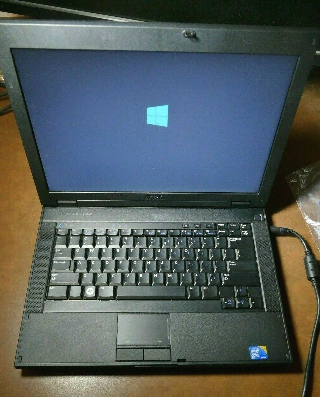 Dell Latitude E5400 Intel Core 2 Duo P8700 2.53 GHz 4GB RAM - 160GB HD #5L0YYJ1 gallery