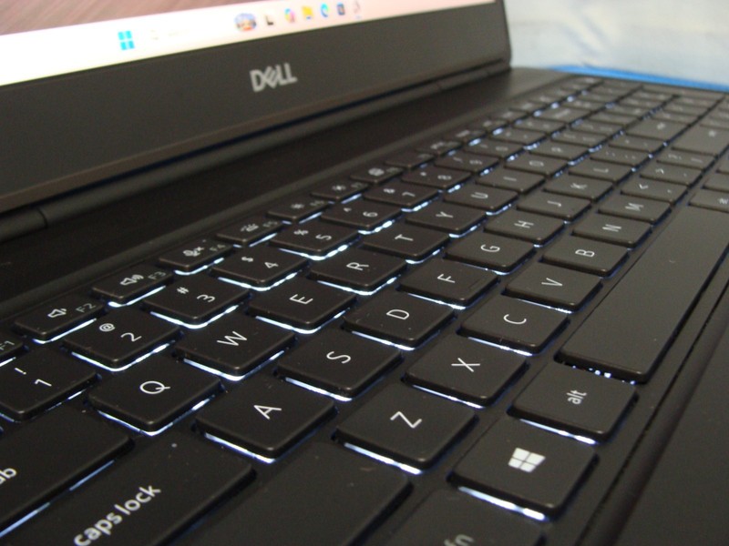 Dell Precision 7560 15.6"FHD W-11955M 2.6Ghz 64GB 512GB W11P RTX A2000 Excellent gallery