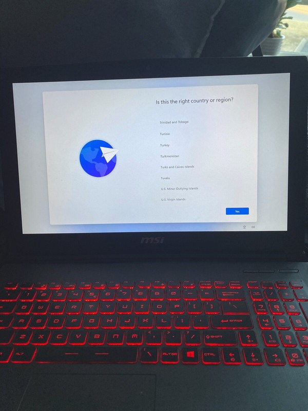 MSI GV62 8RE COMPLETE GAMING LAPTOP + KEYBOARD, COOLER, HEADSET, BACKPACK gallery