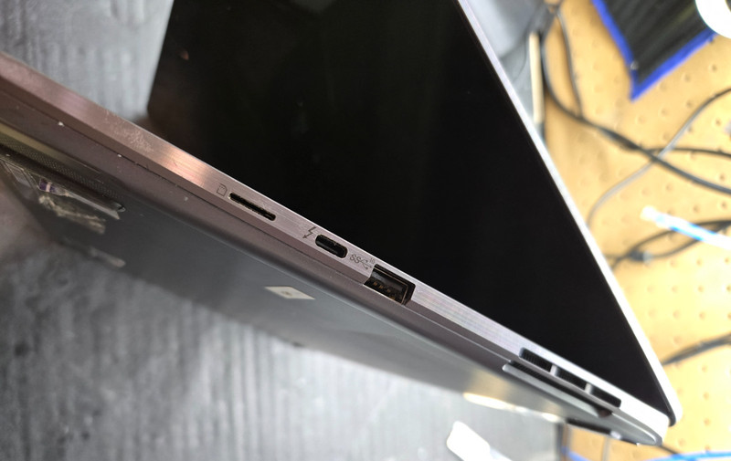 MSI Creator Z16 A11UET MS-1571 | i7-11800H | 8GB RAM | NO SSD | RTX 3060 AS IS gallery