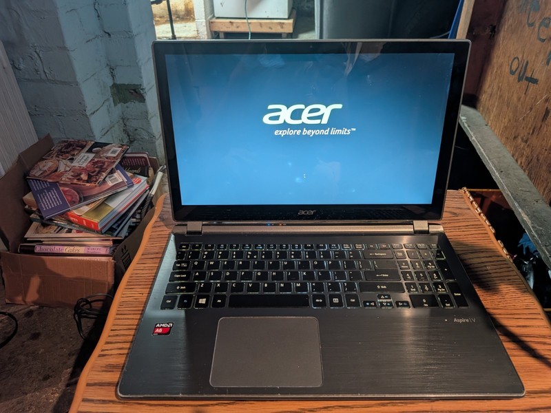 Acer Aspire5 Laptop 15.6-inch, *Works*, Charger Included *Read Description* gallery