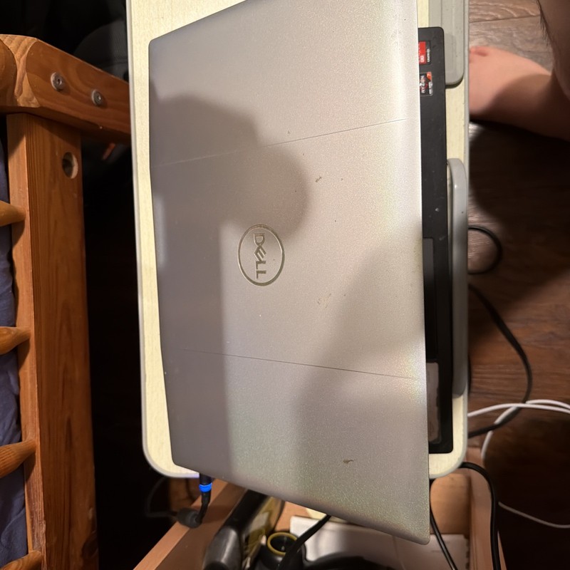 Dell G5 5505 15.3" Ryzen 7 4800H@2.9GHz 16GB RAM 1TB SSD RX 5600M 144Hz gallery