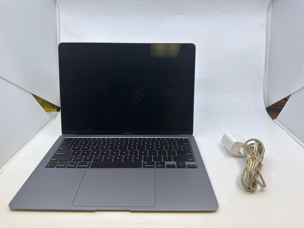 **Read** Apple MacBook Air 13" 2020 Gray i3 8GB 500GB SSD A2179 (RO1078397) gallery
