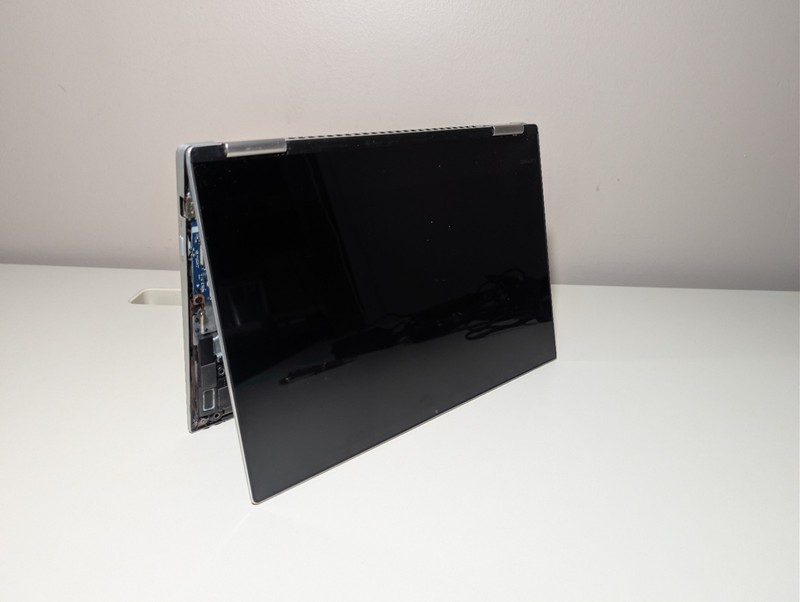 LENOVO YOGA 720-13IKB 2-in-1 Touchscreen | i5-8250U 8GB RAM | FHD Backlit FPS gallery