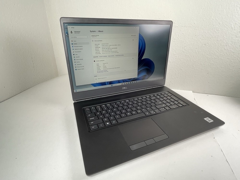 NoCamera Config DELL Precision 7750 i7-10750H 32GB RAM 512GB SSD Quadro RTX 3000