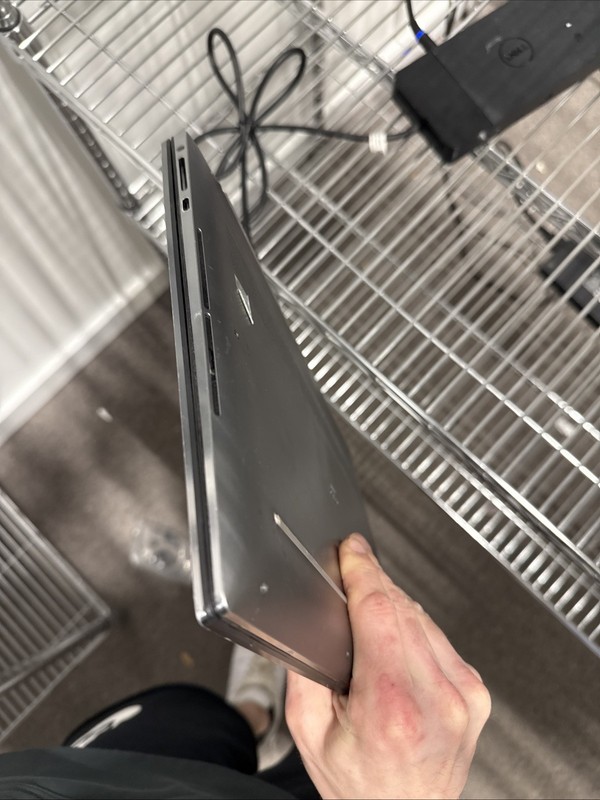 Dell Precision 5550 Laptop Intel i7-10850H@2.7GHz 8GB RAM unknown GPU gallery