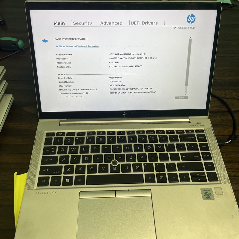 HP EliteBook 840 G7 14" i7-10610U no ram or drive gallery