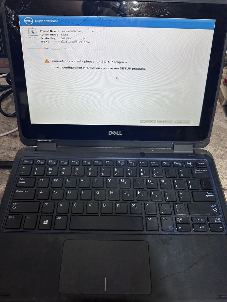 Dell Latitude 11 3190 2-in-1 read description And Charger