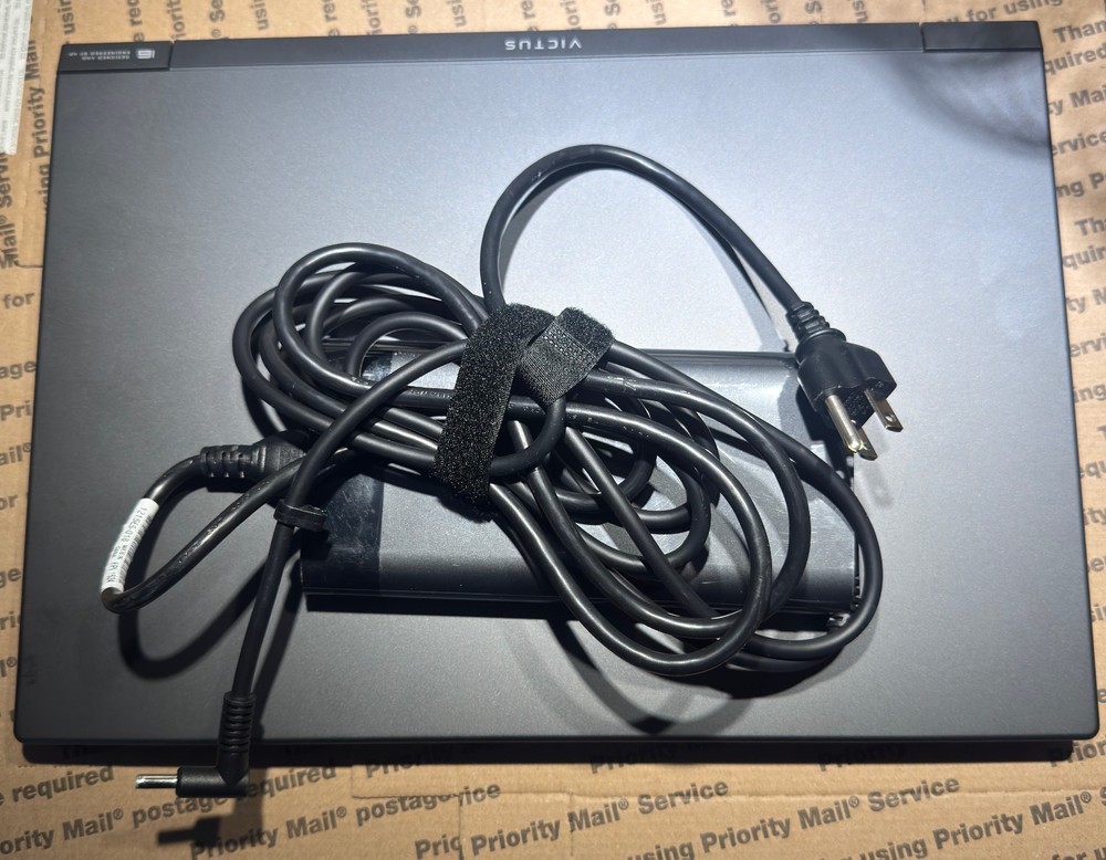 HP Victus 16" Ryzen 7 8845HS 16GB 512GB RTX 4070