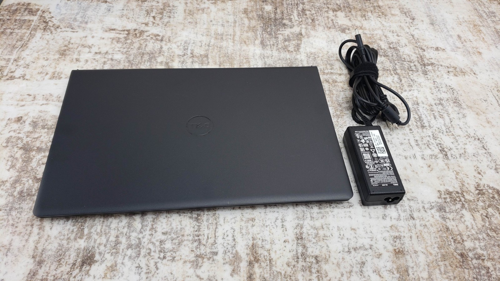 Dell Laptop, Win 11, 15.6", Intel Celeron N4020, 4GB DDR4, 128GB NVMe, 500GB HDD gallery