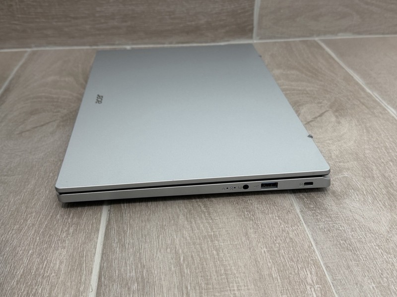 Acer Aspire 3 14 Laptop 14" AMD Ryzen 5 7520U 8GB RAM 256GB NVMe SSD Win-11 gallery