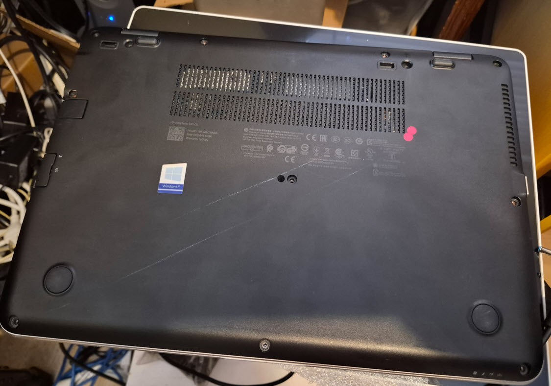 HP EliteBook 840 G3 i5-6200U 2.30GHz, No RAM/Storage,BIOS Locked, Boots to BIOS gallery