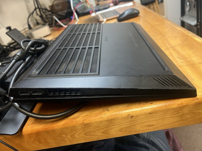 HP OMEN 17 ( Intel Core i7-12700H 16GB RAM NVIDIA GeForce RTX 3060) gallery