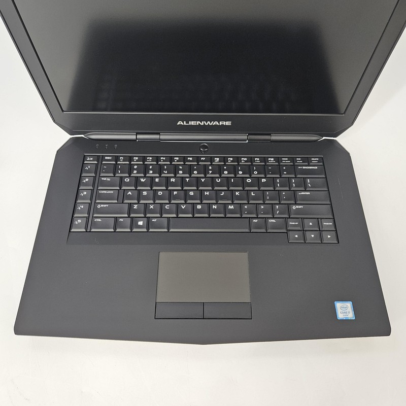 Dell Alienware 15 R2 FHD i7-6700HQ 2.60GHz 16GB 128GB SSD/1TB HDD GTX 965M gallery