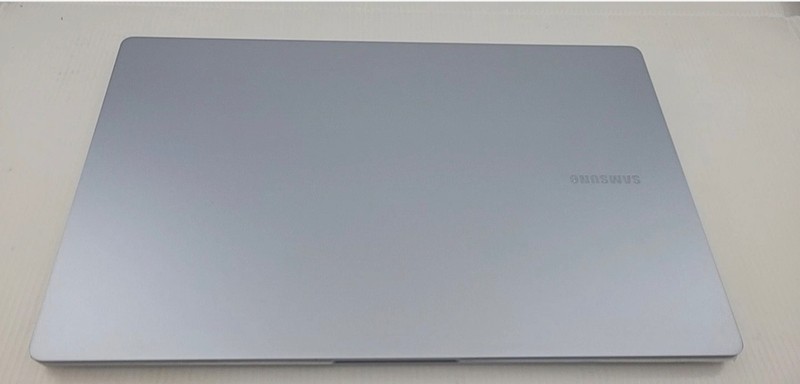 Samsung Galaxy Book4 Edge 15.6 gallery