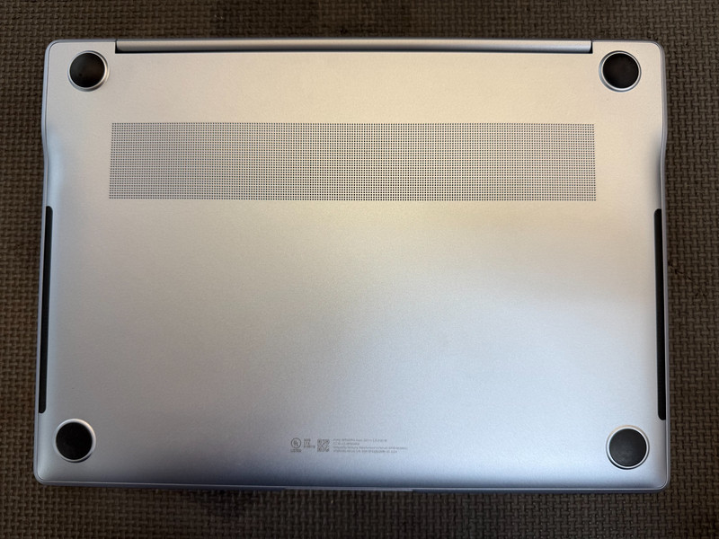 Samsung Galaxy Book4 Edge Copilot+ PC 14" Snapdragon X Elite 16GB RAM 512GB SSD gallery