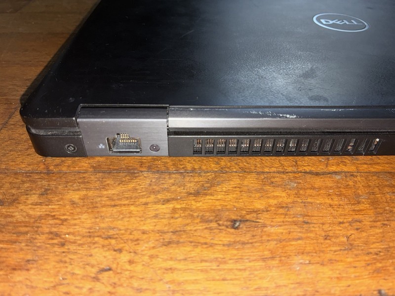Dell Latitude 5591 i7-8850H, 16GB, 512GB, Win 11 Pro, NVIDIA MX130, Battery Good gallery