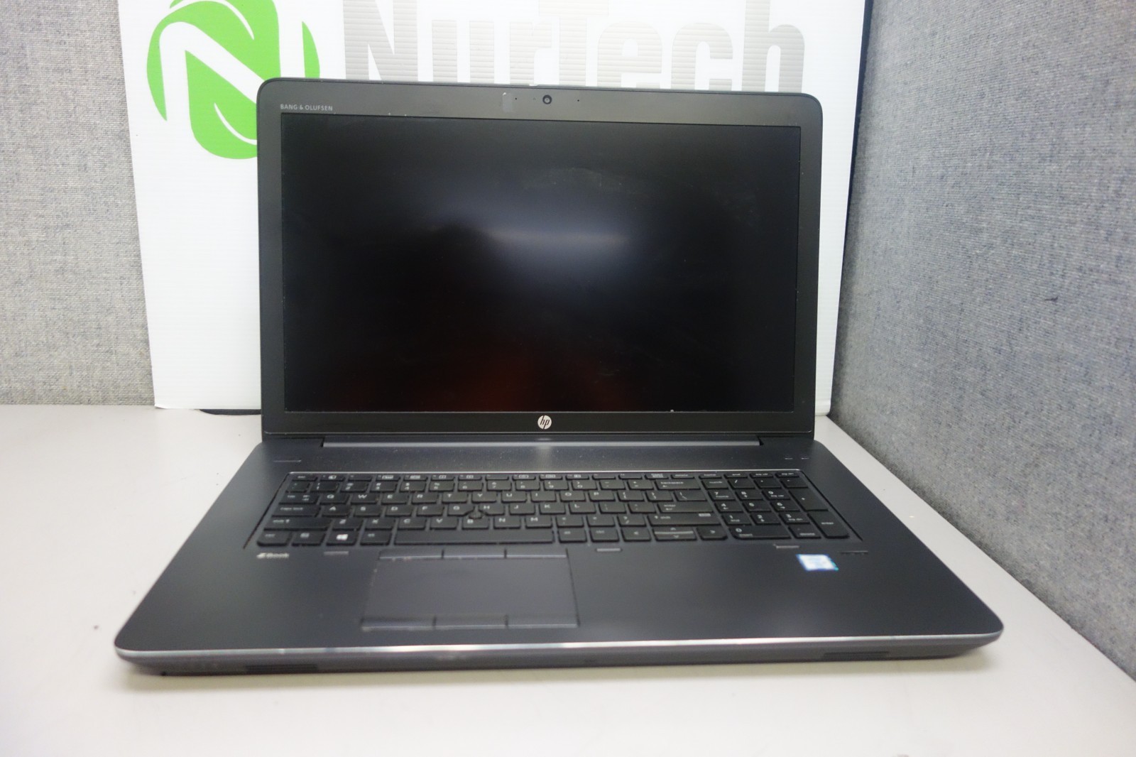 HP ZBook 17 G3 17.3" i7 2.7GHz 32GB/256GB m2 SSD Laptop [NO OS][BIOS][BADBTRY] gallery