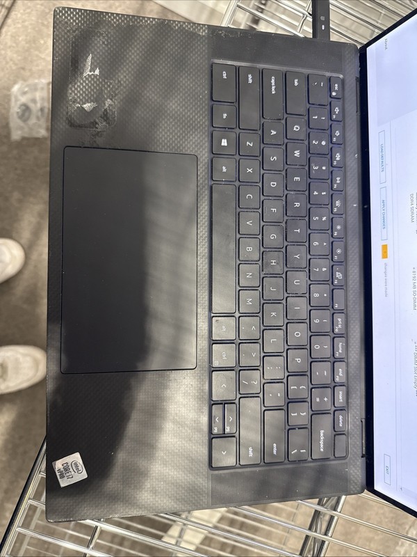 Dell Precision 5550 Laptop Intel i7-10850H@2.7GHz 8GB RAM unknown GPU gallery